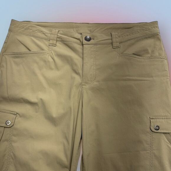 EDDIE BAUER Women’s 12 Tan Capri Cargo Performance Pant - Picture 1 of 5
